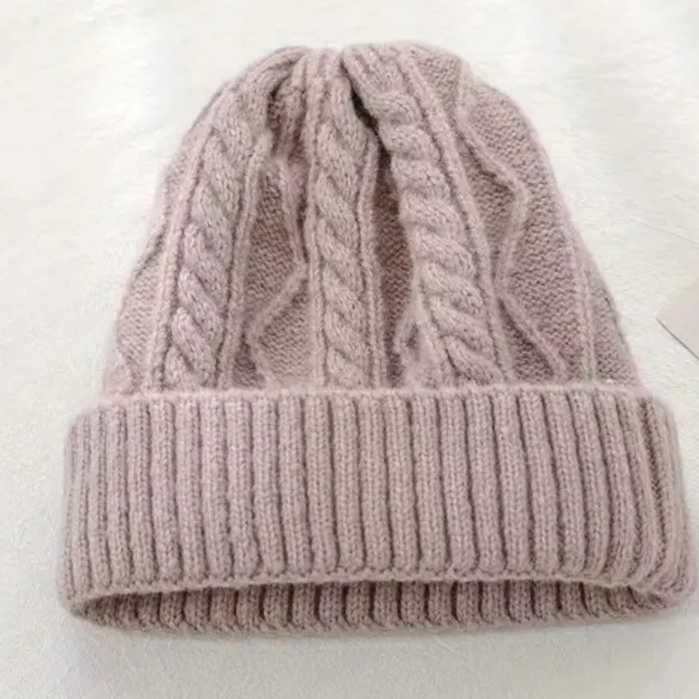 New! Warm beanie  hat - BTQ